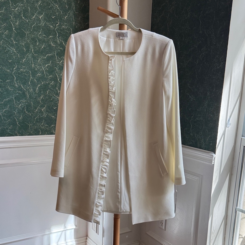 Tahari Arthur A Levine Cream Ivory Women's Coat